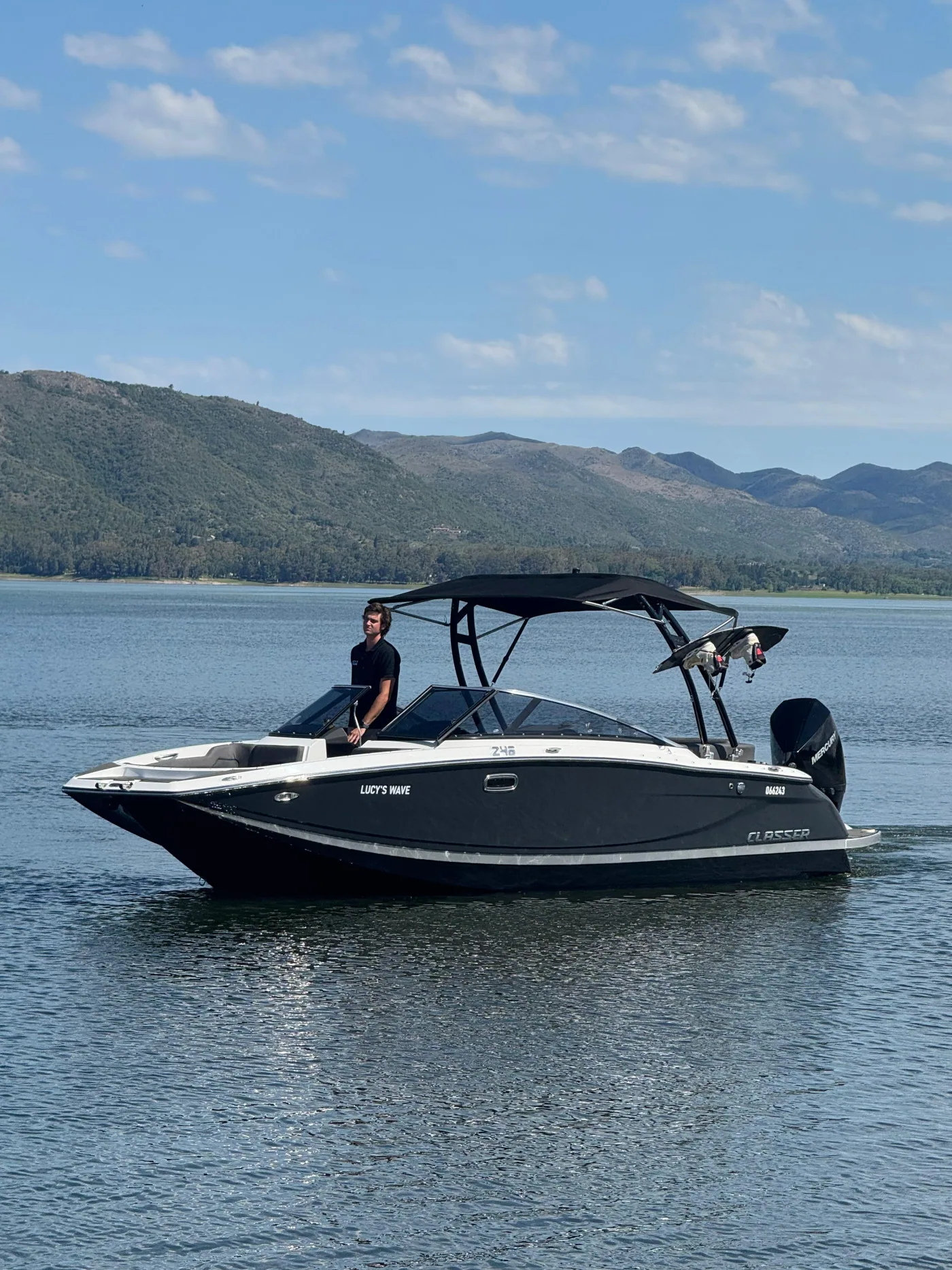 Exterior Classer 246 OB — imagen 1